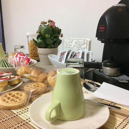 Apartment For 2 In Catania, B&B Le Voci Del Mercato Экстерьер фото