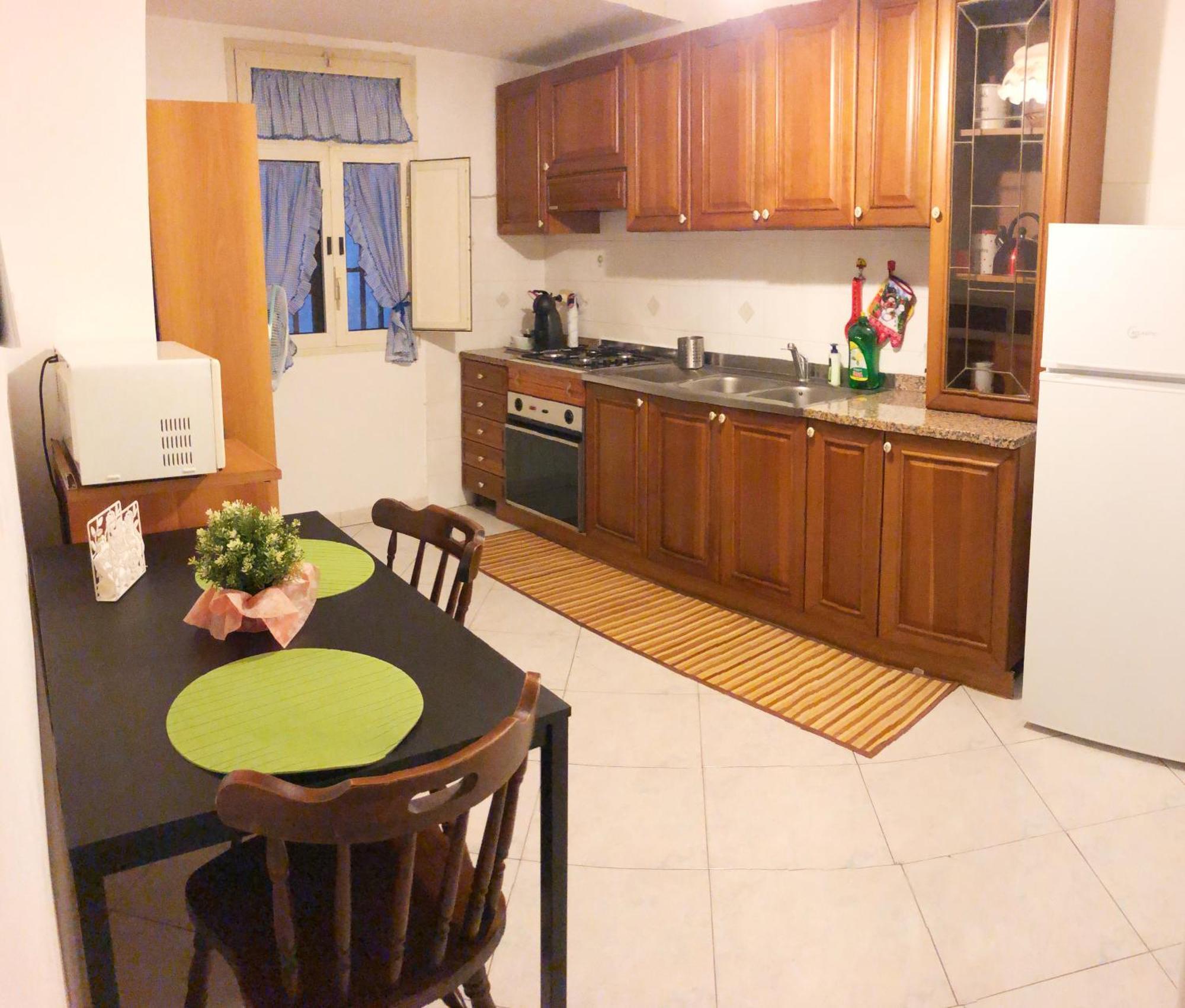 Apartment For 2 In Catania, B&B Le Voci Del Mercato Экстерьер фото